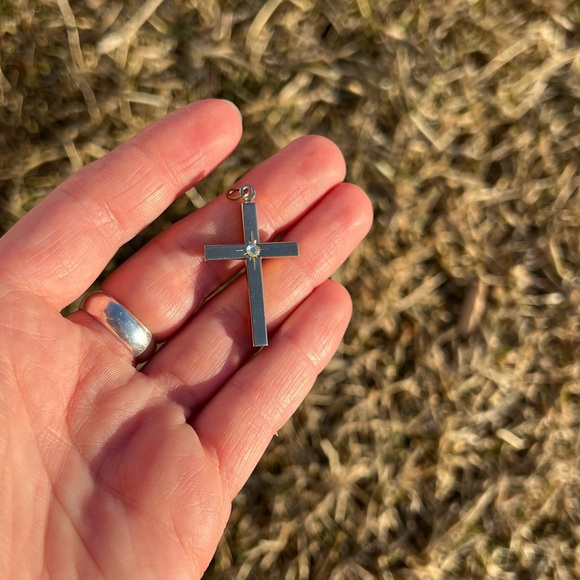 Gold Tone Cross Pendant - Picture 8 of 11